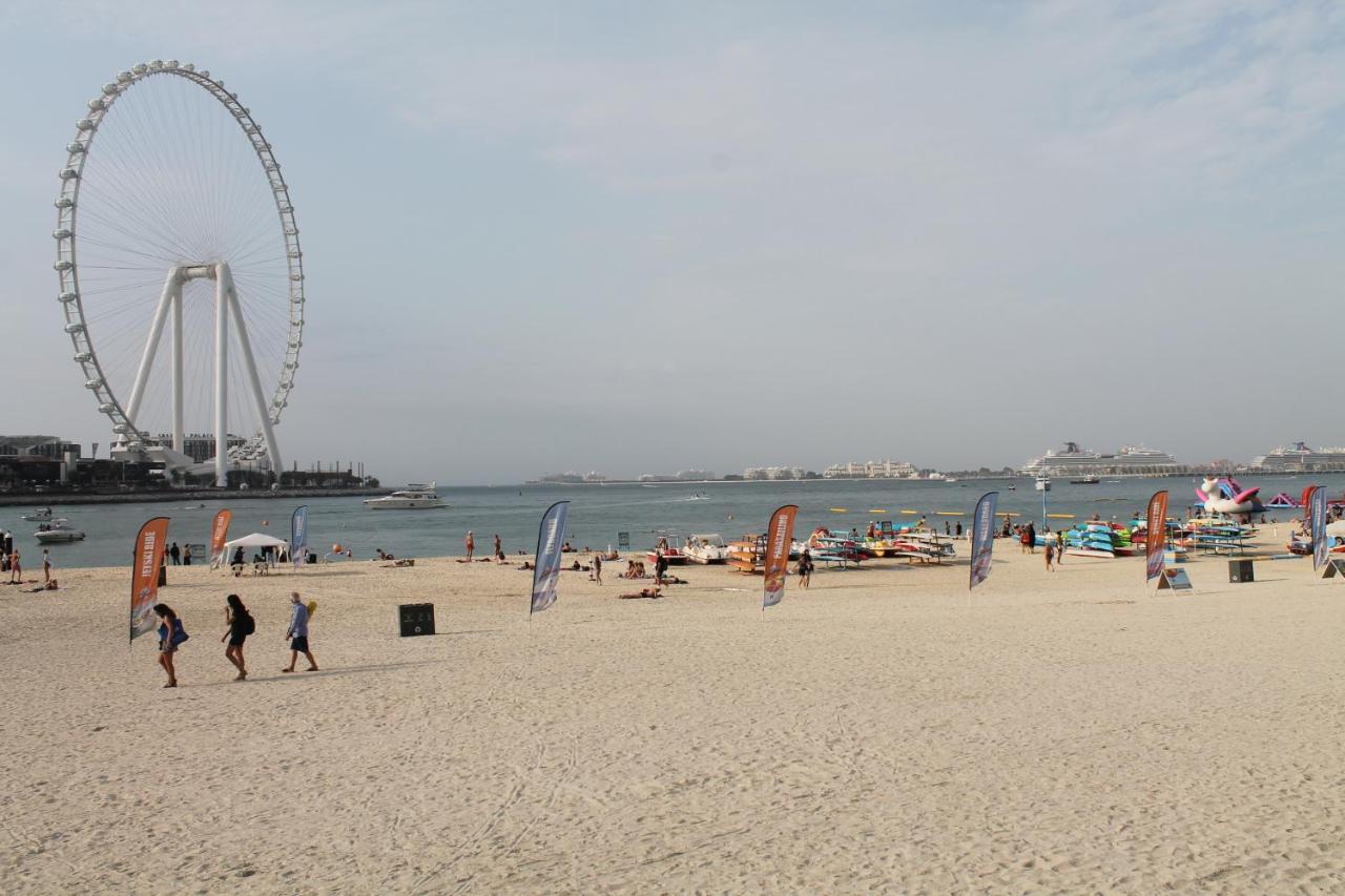 Newly Furnished One Bedroom Apartment Next To Metro & Beach In Marina Residence Dubái Exterior foto